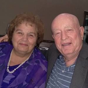 Meet your Posher, Gloria